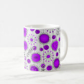 Weiße lila Herzen und Blume blumenreich Kaffeetasse (VorderseiteRechts)