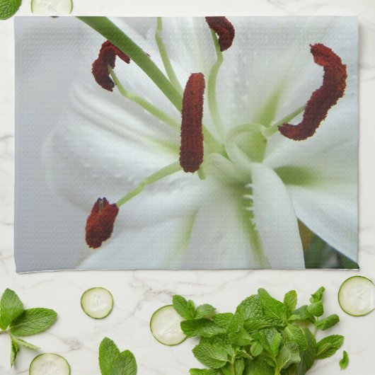 Weiße Lilie. Blume. Geschirrtuch (Gefaltet)