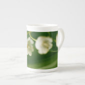 Weiße Lilie des Tals (Convallaria majalis) Porzellantasse (Vorderseite Rechts)