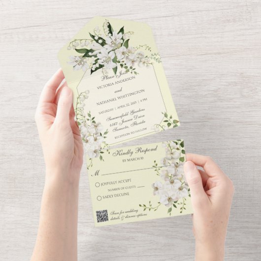 Weiße Lilien auf hellgelb mit QR-Code All In One Einladung (Abreißen)