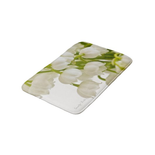 Weiße Lilien Badematte (Schrägansicht)