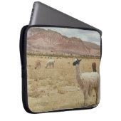 WEISSE LLAMA AUF BROWN GRASS LAPTOPSCHUTZHÜLLE (Vorne Rechts)