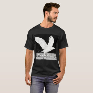 Weiße Majestät: Adler über Wasser T-Shirt