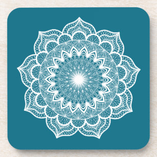 Weiße Mandala auf blauem Hintergrund Getränkeuntersetzer
