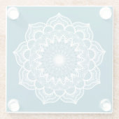 Weiße Mandala auf blauem Hintergrund Glasuntersetzer (Rückseite)