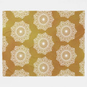 Weiße Mandala auf goldenem Hintergrund Fleecedecke (Vorderseite (Horizontal))