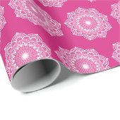 Weiße Mandala auf rosa Hintergrund Geschenkpapier (Rolleneckpunkt)