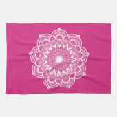 Weiße Mandala auf rosa Hintergrund Geschirrtuch (Horizontal)