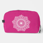 Weiße Mandala auf rosa Hintergrund Waschbeutel (Vorderseite)