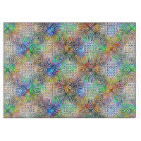 Weiße Mandala-Muster über farbenfrohe Juwelentöne