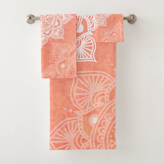 Weiße Mandalase auf Korallenboden Badhandtuch Set (Insitu)