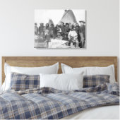 Weiße Männer (einschließlich Buffalo Bill) und Lak Leinwanddruck (Insitu (Schlafzimmer))