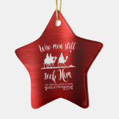 Weiße Männer suchen ihm immer noch Weihnachten Keramik Ornament (Links)