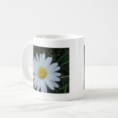 Weisse Margerite auf Stäbchen Kaffeetasse (Vorderseite Links)