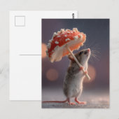 Weiße Maus mit einem Pilz als Schirm Postkarte (Vorne/Hinten)