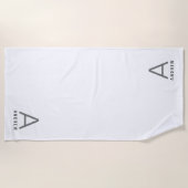Weiße Minimal moderne Monogramm erstes Strandtuch (Vorderseite)