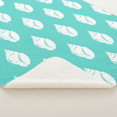 Weiße Muscheln und Meeresgrün Sherpadecke (3/4)