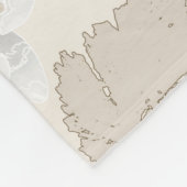 Weiße Orchideen auf einer hellen Creme Fleecedecke (Ecke)