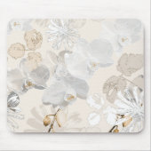 Weiße Orchideen auf einer hellen Creme Mousepad (Vorne)