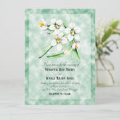 Weiße Orchideen auf grüner Trauung Einladung (Stehend Vorderseite)