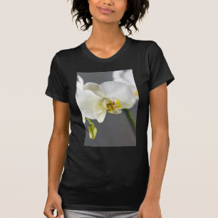Weiße Orchideenblüte T-Shirt