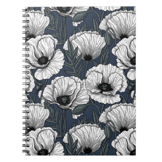 Weiße Pappchen auf der Marine Notizblock (Vorderseite)