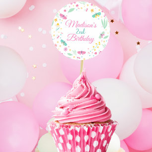 Weiße Pastell-Schmetterling Mädchen Garten Cupcake Runder Aufkleber