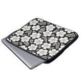 Weiße Perlen in Blumenmuster Laptopschutzhülle (Vorne Knopf)