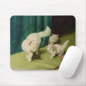 Weiße persische Katze mit zwei Kätzchen Mousepad (Mit Mouse)