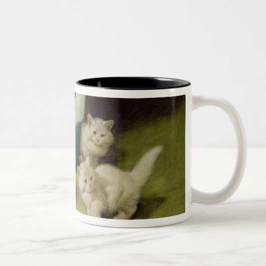 Weiße persische Katze mit zwei Kätzchen Zweifarbige Tasse (Rechts)