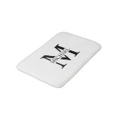 Weiße Personalisierte Monogramm und Name Badematte (Schrägansicht)