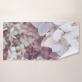 WEISSE PETALISCHE BLUME BADEHANDTUCH (Badehandtuch)