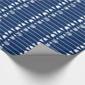 Weiße Pfeile auf Marine-Blau Geschenkpapier (Ecke)