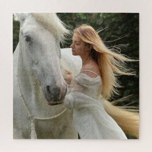 Weiße Pferdchen winden in Ihrem blonden Haar schwe Puzzle (Vertikal)