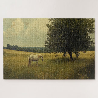 Weiße Pferde auf einem Feld Puzzle