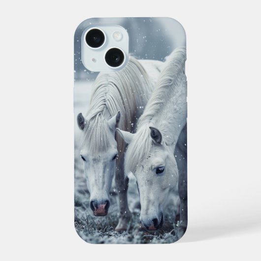 Weiße Pferde iPhone 15 Hülle (Rückseite)