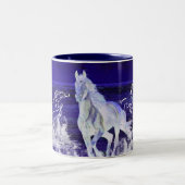 Weiße Pferde Zweifarbige Tasse (Mittel)