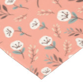 Weiße Pflaumen auf fett rotem Tablettenkern Tischdecke (Schrägansicht)