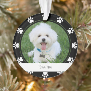 Weiße Pfoten druckt Hundname Ornament