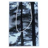 Weiße Pines in Blizzard Mittlere Geschenktüte (Vorderseite)