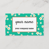 Weiße Plumeria-Blume auf grünem Pfefferminzboden Visitenkarte (Vorderseite)