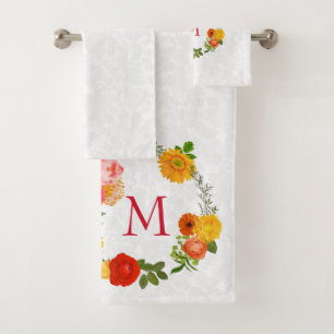 Weiße Plüsch-Damask und floraler Kranz Badhandtuch Set