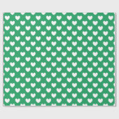 Weiße Polka-Herzen auf Kelly Green Geschenkpapier (Flach)