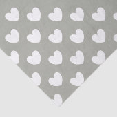 Weiße Polka Herzen auf Pussywillow Gray Seidenpapier (Ausschnitt)