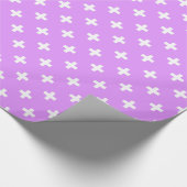 Weiße Polka-Kreuze auf Lila Geschenkpapier (Ecke)