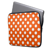 Weiße Polka-Punkte auf Orange Laptopschutzhülle (Vorderseite Links)