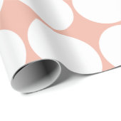 Weiße Polka-Punkte auf Pfirsich Geschenkpapier (Rolleneckpunkt)