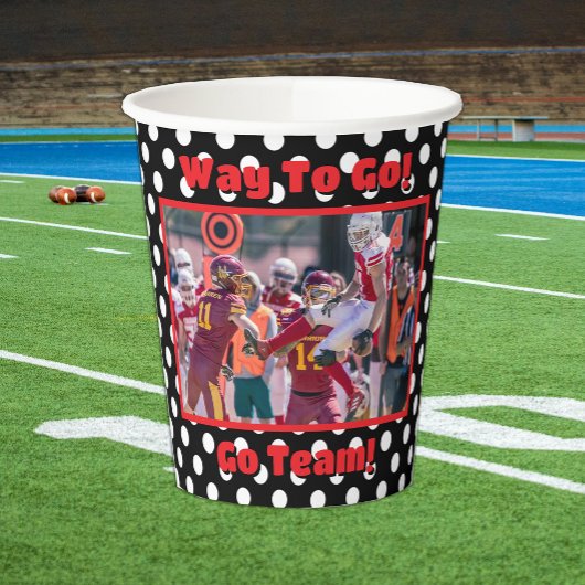 Weiße Polka-Punkte - roter Akzent Pappbecher