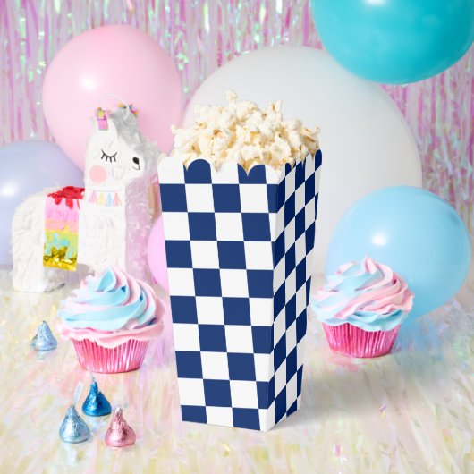 Weiße Popcorntüten mit navyblauem Quadratmuster Geschenkschachtel (Party)