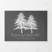 Weiße Prägung von Bäumen auf grauem Holz Winterhoc Dreifach Gefaltete Einladung (Cover)